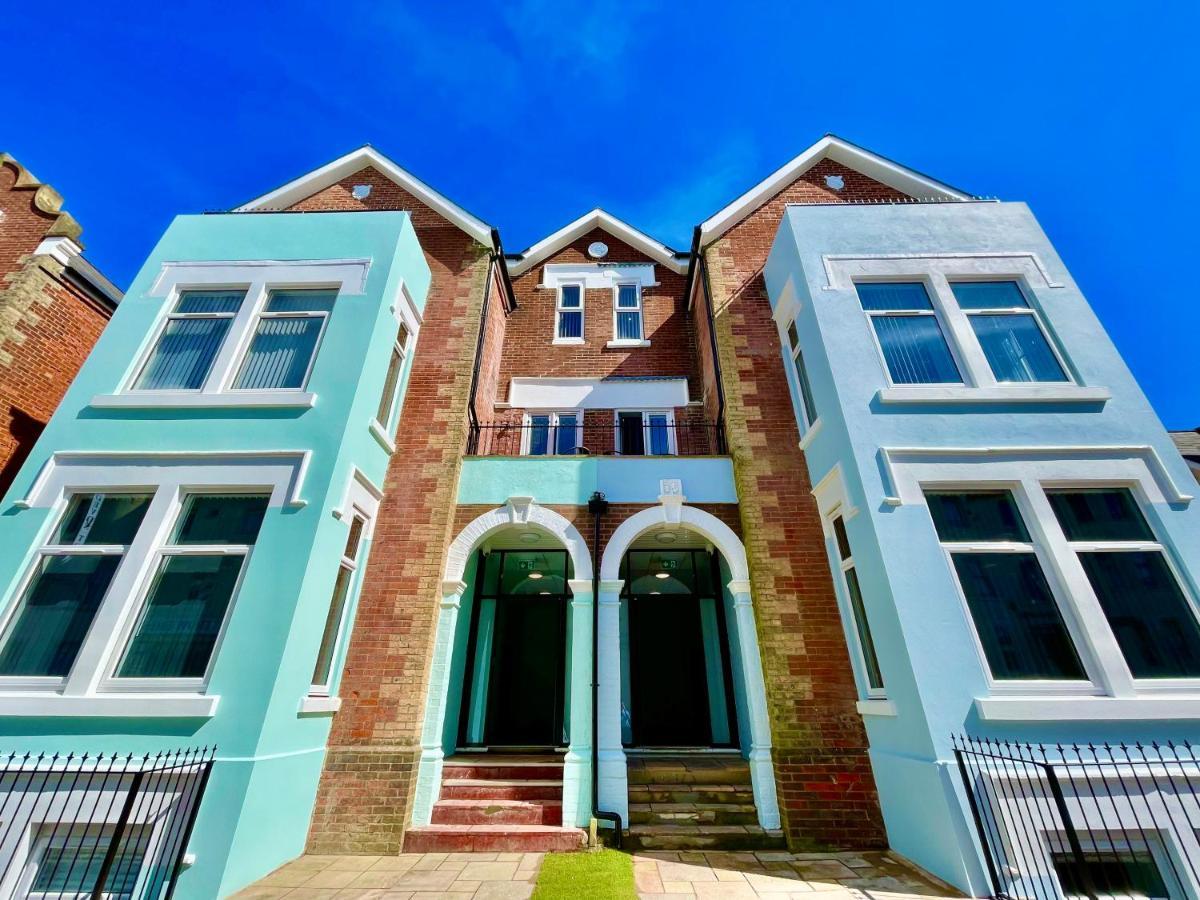 Sea Breeze - Coast Apartment Bournemouth Exterior photo