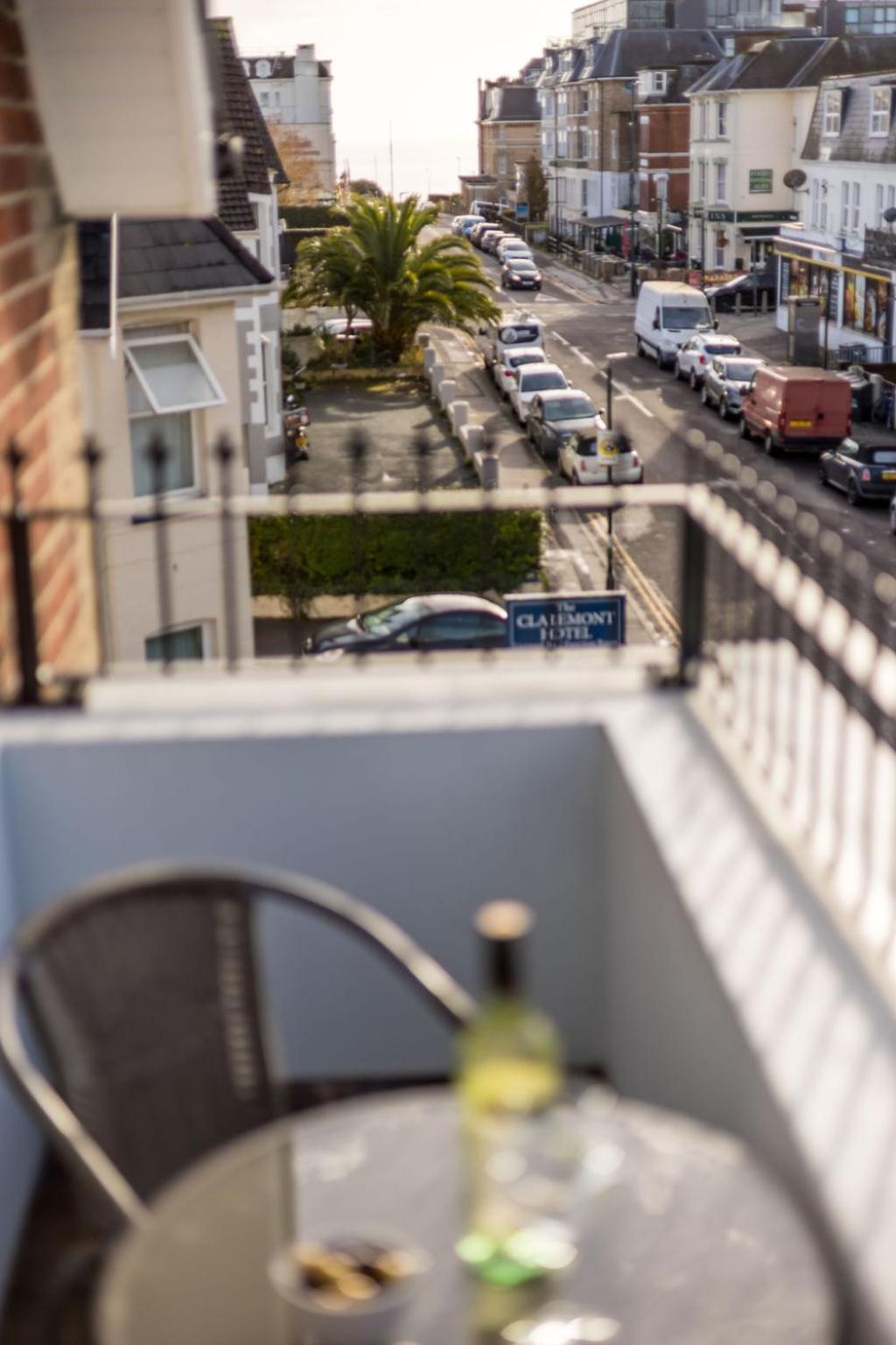 Sea Breeze - Coast Apartment Bournemouth Exterior photo